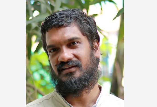 മഞ്ജുവാര്യരെ കാണാന്‍ അമേരിക്കയില്‍ നെട്ടോട്ടമോടിയെന്ന് സനല്‍കുമാര്‍, വിവാദ കുറിപ്പുമായി വീണ്ടും