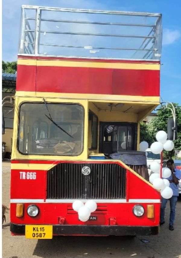 കൊച്ചിയില്‍ രാത്രി സഞ്ചാരമൊരുക്കി ഡബിള്‍ ഡെക്കര്‍ ബസ്,  മന്ത്രി പി രാജീവ്  ജൂലൈ 15 ന് ഉദ്ഘാടനം നിര്‍വഹിക്കും