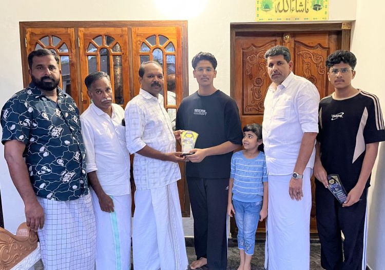 സി.എച്ച് അക്കാദമിക് എക്‌സലന്‍സ് അവാര്‍ഡ് കൈമാറി