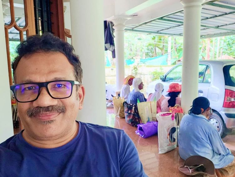 പാഠം ഒന്ന് , c/o കുടുംബശ്രീ!