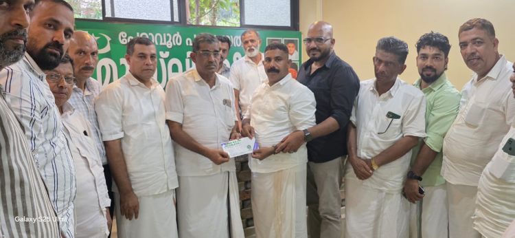 സൗദി കെഎംസിസി മരണാനന്തര ആനുകൂല്യം കൈമാറി