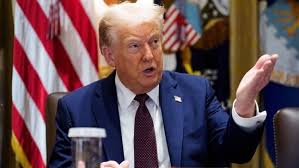 ട്രംപിന്റെ ഇരട്ട നികുതി നില്‍വില്‍ വന്നത് പതിനായിരക്കണക്കിനു തൊഴിലാളികളെ പ്രതികൂലമായി ബാധിക്കും