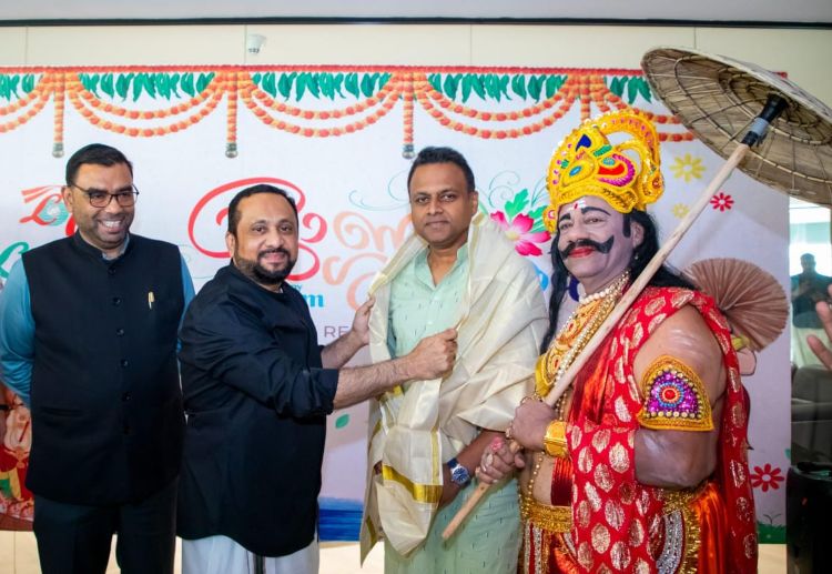 ഓണം കളറാക്കി റിയാദില്‍ ടീം ലുലുവിന്റെ ഓണാഘോഷം; മുഖ്യാതിഥിയായി ഹാരിസ് ബീരാന്‍ എം.പി