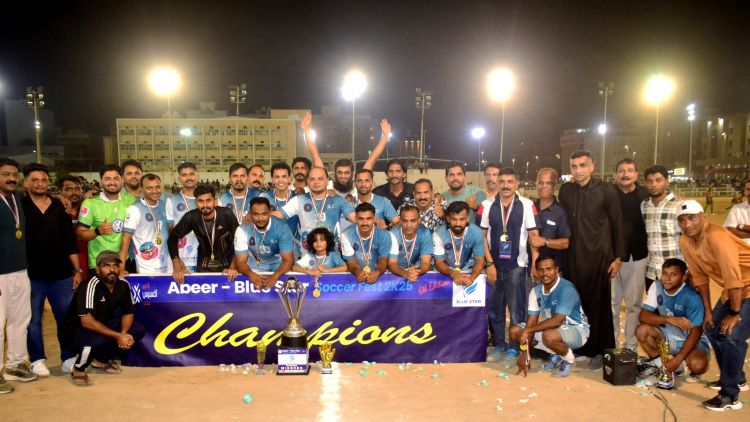 അബീര്‍ ബ്ലൂസ്റ്റാര്‍ സോക്കര്‍ ഫെസ്റ്റ് 2025 - സൂപ്പര്‍ ലീഗില്‍ എന്‍കംഫര്‍ട് എ സി സി-എ ടീം ചാമ്പ്യന്മാര്‍