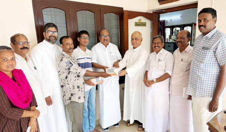 പഠിക്കാന്‍ ഒരുകൈ സഹായവുമായി വിദ്യാധനം ട്രസ്റ്റ്