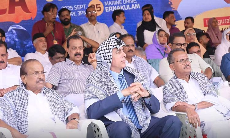 ഗസ്സ വംശഹത്യയ്ക്കെരെ മുസ്ലിം ലീഗിന്റെ ഐക്യദാര്‍ഢ്യ സമ്മേളനത്തില്‍ ആയിരങ്ങള്‍ പങ്കെടുത്തു, പോരാട്ടം തുടരുമെന്ന് ഫലസ്തീന്‍ അംബാസഡര്‍