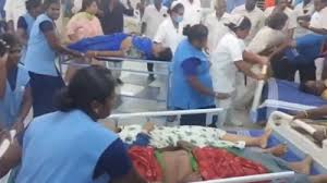 തമിഴ്‌നാട് റാലി ദുരന്തം: മരണ സംഖ്യ 39 ആയി, വിജയ് അറസ്റ്റിലായേക്കും, മുഖ്യമന്ത്രി സ്റ്റാലിന്‍ ആശുപത്രി സന്ദര്‍ശിച്ചു