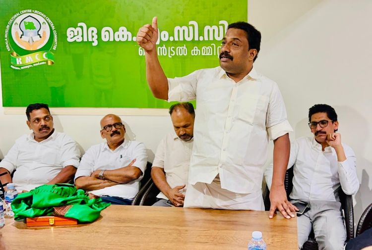  വര്‍ഗീയ ഫാസിസവും വര്‍ഗ്ഗ ഫാസിസവും കേരളത്തില്‍ ഒന്നിക്കുന്നു -ബി.ആര്‍.എം.  ഷെഫീര്‍
