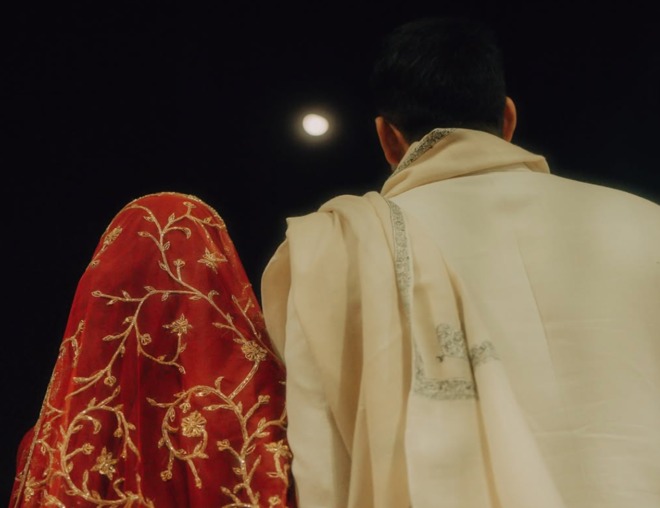 'ദംഗല്‍' താരം സൈറ വസീം വിവാഹിതയായി; വിവാഹ ഉടമ്പടിയില്‍ ഒപ്പിടുന്ന ചിത്രങ്ങള്‍ പങ്കുവെച്ചു