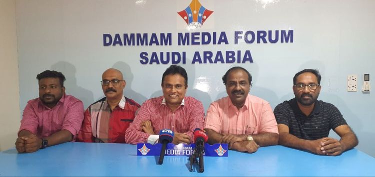 കൊല്ലം പ്രീമിയര്‍ ലീഗ്: ജേഴ്‌സി ആന്‍ഡ് ട്രോഫി ലോഞ്ചിങ് വെള്ളിയാഴ്ച ദമാം ലുലുവില്‍
