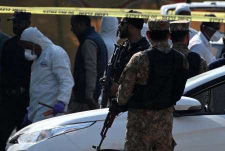 പാക്കിസ്ഥാനിലും സ്‌ഫോടനം, 12 പേര്‍ കൊല്ലപ്പെട്ടു