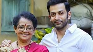 പൃഥ്വിരാജിനെ ഇല്ലാതാക്കാന്‍ സിനിമാ മേഖലയില്‍ ഗൂഢാലോചനയെന്ന്് മല്ലിക സുകുമാരന്‍