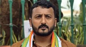  രാഹുല്‍ മാങ്കൂട്ടത്തിനെതിരെ 'ബ്രഹ്‌മാസ്ത്രം': കോണ്‍ഗ്രസില്‍ നിന്ന് പുറത്തേക്ക്; കെപിസിസി തീരുമാനം ഉടന്‍