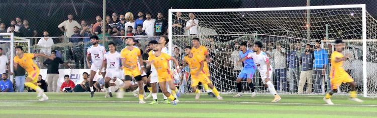 സിഫ് റബിയ ടീ ചാമ്പ്യന്‍സ് ലീഗില്‍ എച് എം ആര്‍ റിയല്‍ കേരള എഫ് സി മിന്നും ജയത്തോടെ സെമി ഫൈനലിലേക്ക്