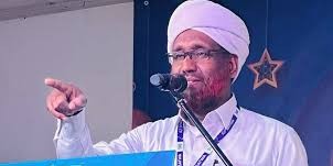 മുസ്ലിം വനിതകളെ തെരുവിലിറക്കിയത് 'വെല്‍ഫെയര്‍ സംസ്‌കാരം': ജമാഅത്തെ ഇസ്ലാമിക്കെതിരെ കാന്തപുരം വിഭാഗം