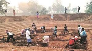 തൊഴിലുറപ്പ് പദ്ധതിയുടെ പേരുമാറ്റം:  പ്രതിപക്ഷ പ്രതിഷേധത്തിനിടെ രാഷ്ട്രപതി ബില്ലിന് അംഗീകാരം നല്‍കി