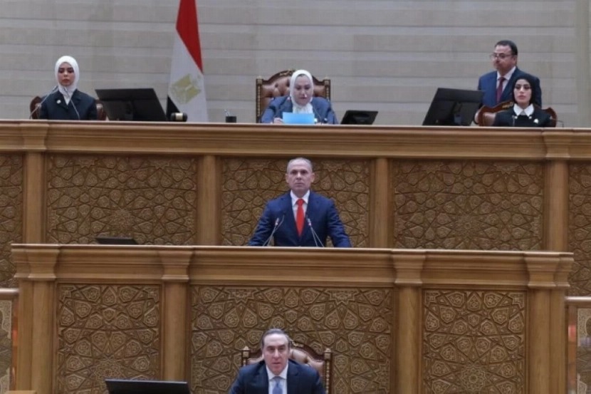 ഈജിപ്ഷ്യന്‍ പാര്‍ലമെന്റില്‍ ചരിത്രം കുറിച്ച് വനിതാ നേതൃത്വം: ആദ്യ സമ്മേളനം നിയന്ത്രിച്ച് മൂന്ന് സ്ത്രീകള്‍