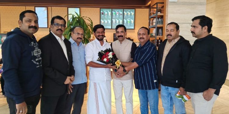  യൂത്ത് കോണ്‍ഗ്രസ് സംസ്ഥാന പ്രസിഡന്റ് ഒ.ജെ. ജനീഷ് റിയാദില്‍