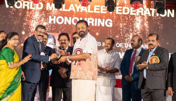 വേൾഡ് മലയാളി ഫെഡറേഷൻ അവാർഡ്‌              മാന ടിയിൽ സജീവന്
