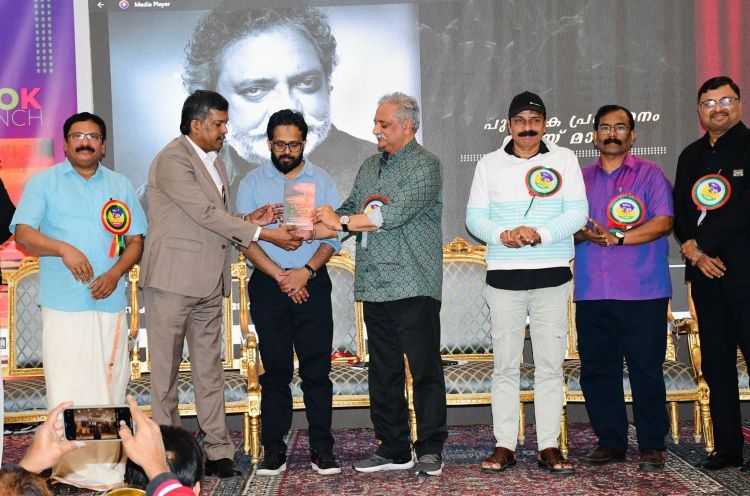 അസ്ലം കൊളക്കോടന്റെ രണ്ട് പുസ്തകങ്ങള്‍ ദമ്മാമില്‍ പ്രകാശനം ചെയ്തു