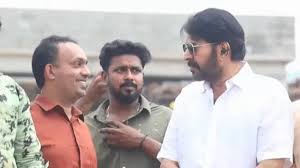 വിവാദം വേണ്ട, അത് വെറും സ്വകാര്യ സംഭാഷണം; റഫീഖിനെ ഫോണില്‍ വിളിച്ച് മമ്മൂട്ടി, ചര്‍ച്ചകള്‍ അവസാനിപ്പിക്കണമെന്ന് റഫീഖ്