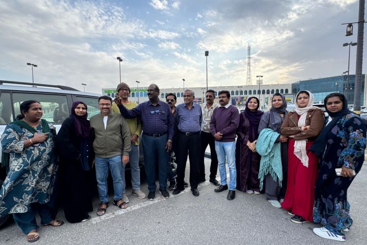 ആട്ടിടയന്മാരെ തേടി 'സവ' പ്രവര്‍ത്തകര്‍ മരുഭൂമിയില്‍