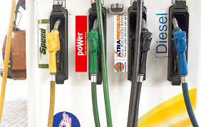 പ്രീമിയം പെട്രോള്‍ വില വര്‍ധിപ്പിച്ചു; സാധാരണ പെട്രോളിന് വര്‍ധനവില്ല