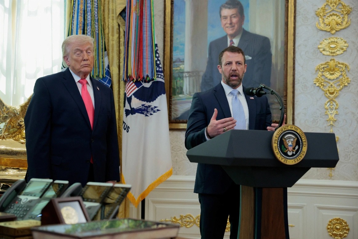 അമേരിക്കക്ക് എണ്ണയും ഗ്യാസും ഇറാന്‍ സമ്മാനിച്ചു, ഇറാനിലെ പുതു നേതൃത്വം കൊള്ളാമെന്നും ട്രംപ്