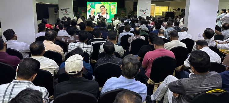 നാടിന്റെ വികസനവും ക്ഷേമവും ചര്‍ച്ച ചെയ്യേണ്ട അവസരത്തില്‍ പ്രതിപക്ഷം ഒളിച്ചോടുന്നു: എം. സ്വരാജ്