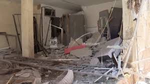  ഇസ്രായേലില്‍ മിസൈല്‍ ആക്രമണത്തില്‍ തകര്‍ന്ന കെട്ടിട അവശിഷ്്്ടങ്ങളില്‍ കുടുങ്ങിയ നാലുപേരെ ഇനിയും കണ്ടെത്താനായില്ല, ഖോര്‍ഫക്കാന്‍ തുറമുഖത്ത് വന്‍ തീപിടുത്തം, നാലുപേര്‍ക്ക് പരിക്കേറ്റു