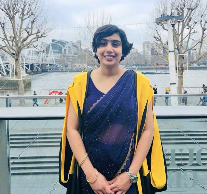 ലണ്ടനിലെ തേംസ് നദിയില്‍ മുങ്ങി മരിച്ച കീര്‍ത്തിയുടെ മൃതദേഹം നാളെ നാട്ടിലെത്തിച്ച് സംസ്‌കരിക്കും