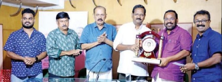 എന്‍.വി. പൈലി സ്മാരക മാധ്യമ പുരസ്‌കാരം ബാബു വെളപ്പായയ്ക്ക് സമ്മാനിച്ചു