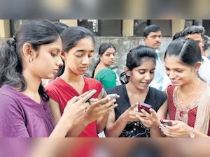 എസ്.എസ്.എല്‍.സി പരീക്ഷാഫലം മേയ് 15ന്, പ്ലസ് ടു മെയ് 22