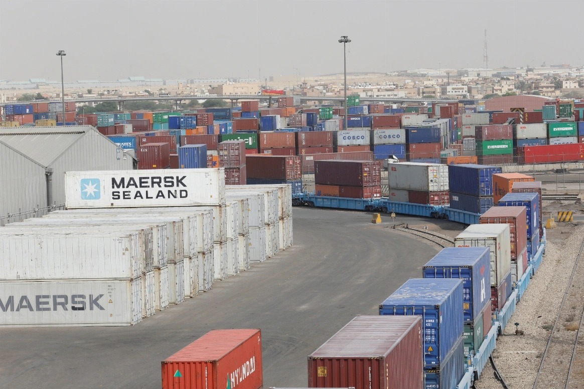 സൗദി തുറമുഖങ്ങളില്‍ ഇനി 'വേഗപ്പൂരം'; പണമടയ്ക്കുന്നതിന് മുന്‍പേ ചരക്കുകള്‍ നീക്കം ചെയ്യാന്‍ അനുമതി