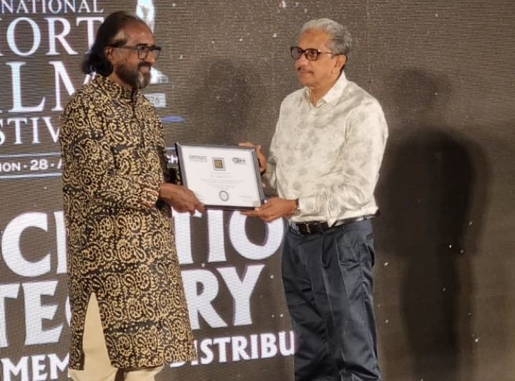 എല്‍.കെ. ഇന്റര്‍നാഷണല്‍ ഷോര്‍ട്ട് ഫിലിം ഫെസ്റ്റിവലില്‍ ജിദ്ദ പ്രവാസികളുടെ ഹ്രസ്വചിത്രം 'കോലൈസ്' അവാര്‍ഡിന് അര്‍ഹമായി