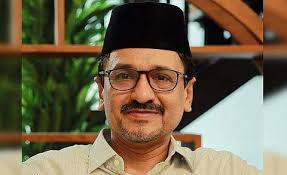 യു.ഡി.എഫ് മുഖ്യമന്ത്രി ചര്‍ച്ച: സതീശന് ജനപിന്തുണയുണ്ടെന്ന് സാദിഖലി ശിഹാബ് തങ്ങള്‍; ഉപമുഖ്യമന്ത്രി പദത്തില്‍ കണ്ണില്ലെന്ന് ലീഗ്