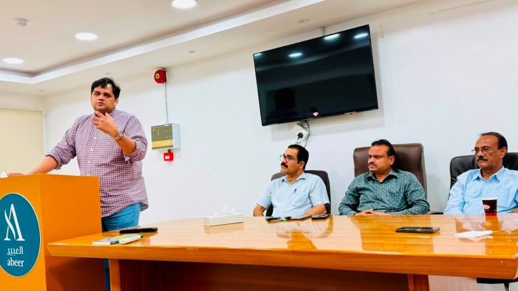 ഉമ്മന്‍ ചാണ്ടി ജനലക്ഷങ്ങളുടെ ഹൃദയത്തില്‍ ജീവിക്കുന്ന ജനനായകന്‍: ജിദ്ദ വായനക്കൂട്ടം അനുസ്മരണ ചടങ്ങ് സംഘടിപ്പിച്ചു