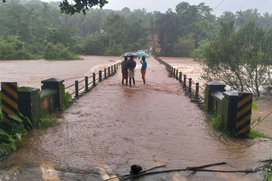 അടുത്ത ദിവസങ്ങളില്‍ മഴ വീണ്ടും ശക്തിപ്പെടുമെന്ന് സൂചന, ജാഗ്രതാ നിര്‍ദേശം