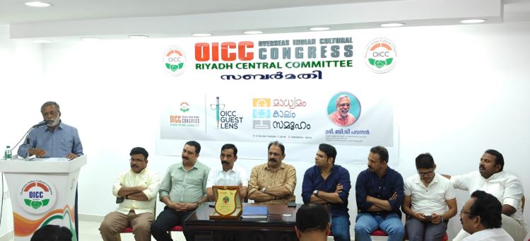 മാധ്യമങ്ങള്‍ കാലത്തിന്റെ സാക്ഷിയാകണം; സാങ്കേതികരൂപം മാറിയാലും മാധ്യമധര്‍മം മാറരുത്: ബി.വി. പവനന്‍