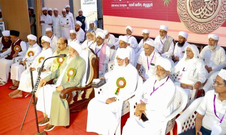 സ്ത്രീവിദ്യാഭ്യാസത്തിന് പ്രസ്ഥാനം നല്‍കുന്നത് മുന്തിയ പരിഗണന: വിവാദ പരാമര്‍ശങ്ങളില്‍ വിശദീകരണവുമായി കാന്തപുരം