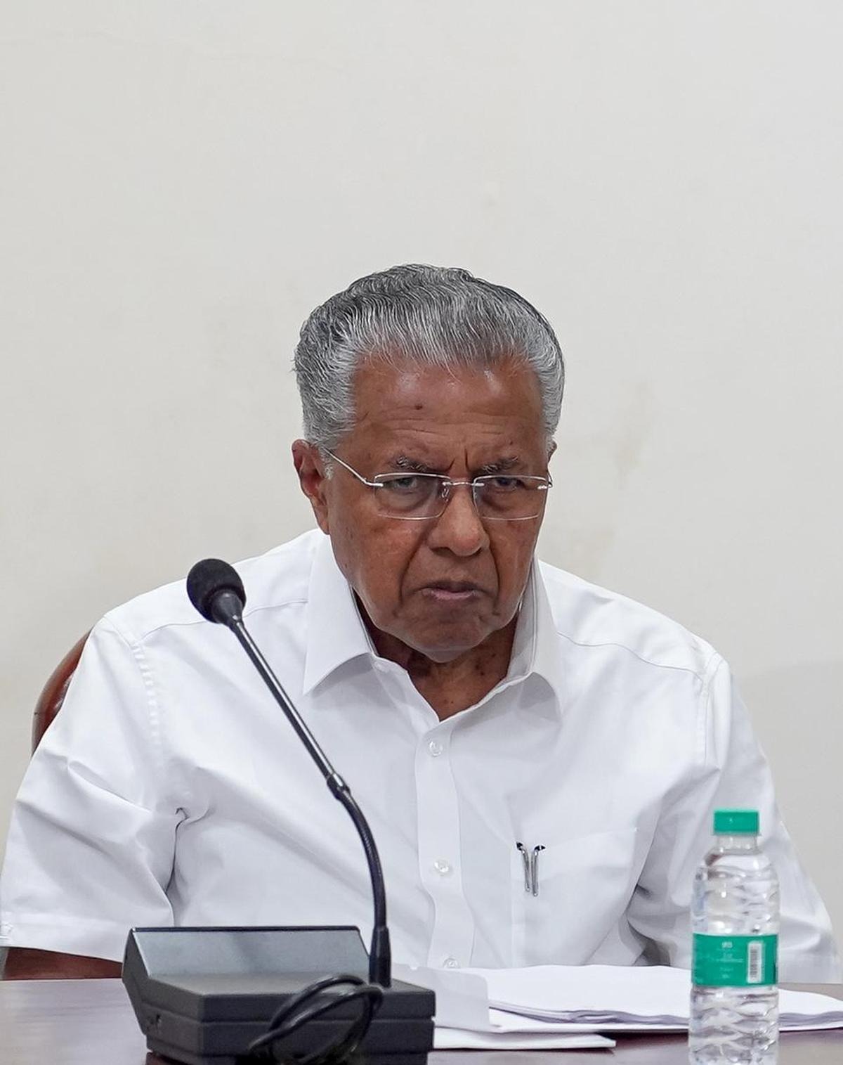 പിണറായിക്കെതിരെ അഴിമതിക്കേസിന് ഇ.ഡി നീക്കം, പോലീസ് മേധാവിക്ക് നിര്‍ദേശം
