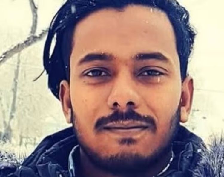 അമ്മയുടെ മരണവിവരം അറിഞ്ഞ് ദുബായില്‍ നിന്നെത്തിയ യുവാവ് വാഹനാപകടത്തില്‍ മരിച്ചു