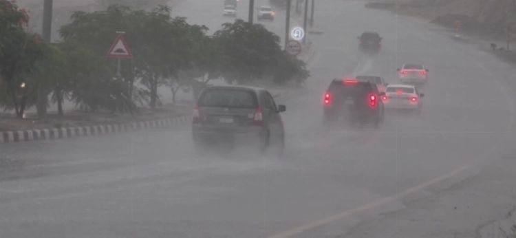  സൗദിയില്‍ ശക്തമായ മഴയ്ക്കും ഇടിമിന്നലിനും സാധ്യത; ജാഗ്രതാ നിര്‍ദ്ദേശവുമായി സിവില്‍ ഡിഫന്‍സ്