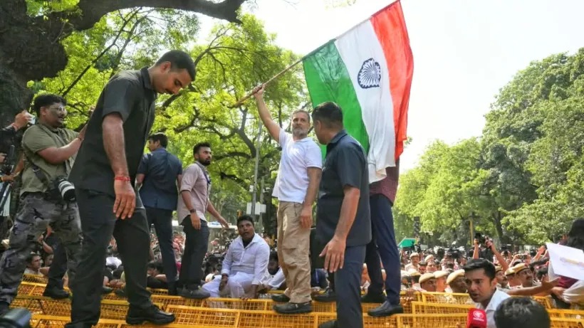 വോട്ടര്‍പട്ടിക ക്രമക്കേട്: പ്രതിപക്ഷ പ്രതിഷേധത്തില്‍ പങ്കെടുത്ത് ബി.ജെ.ഡി 