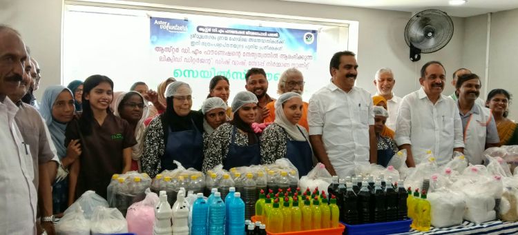  ശ്രീമൂലനഗരം 'തണല്‍' ഗ്രാന്‍മ ഹോം അന്തേവാസികളുടെ കൈകളില്‍ ഇനി സ്വയംപര്യാപ്തതയുടെ നിര്‍മ്മാണപ്പൊരുള്‍